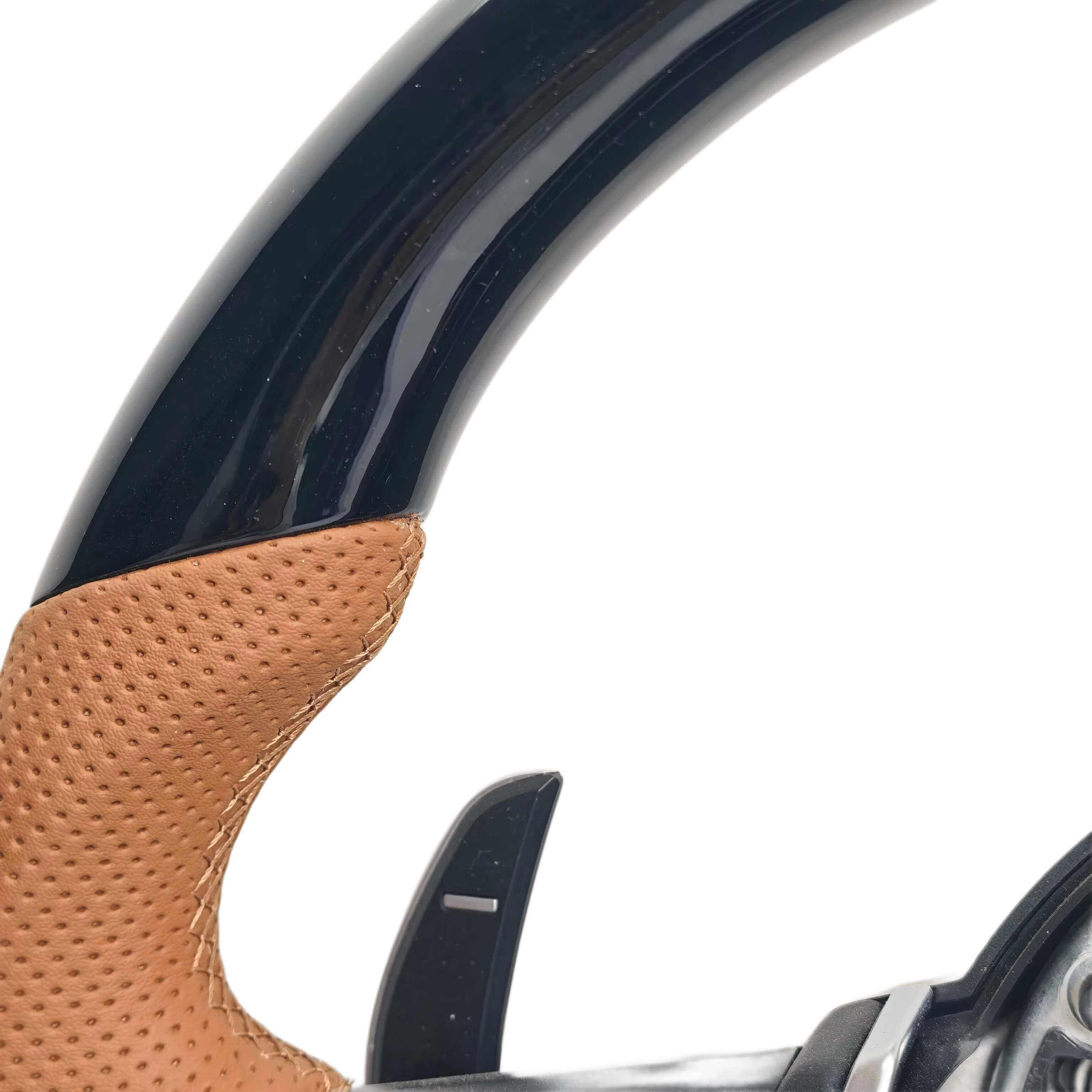 BMW - F-Serie - Sort Blank Carbon - Brun Perferted Læder